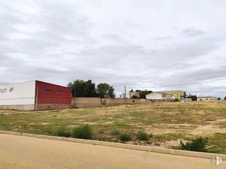 Land for sale at Calle Madrid, Quintanar de la Orden, Toledo, 45800 with cloud, sky, plant, asphalt, road surface, land lot, grass, plain, landscape and grassland around