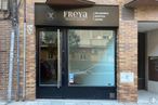 Retail for sale at Calle Madrid, Leganés, Madrid, 28911 with door, property, fixture, window, automotive exterior, real estate, facade, shade, commercial building and retail around