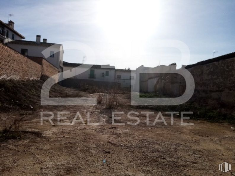 Land for sale at Calle Gabriel y Rufián, 21, Chinchón, Madrid, 28370 with house, sky, ecoregion, land lot, landscape, facade, road, font, grass and soil around