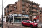 Nave en alquiler en Calle Marques Valdavia, Alcobendas, Madrid, 28100 con coche, edificio, rueda, neumático, ventana, vehículo, propiedad, infraestructura, cielo y arquitectura alrededor