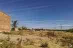 Land for sale at Paseo Estación, 69, Yunquera de Henares, Guadalajara, 19210 with house, sky, plant, cloud, ecoregion, natural landscape, land lot, tree, overhead power line and grass around