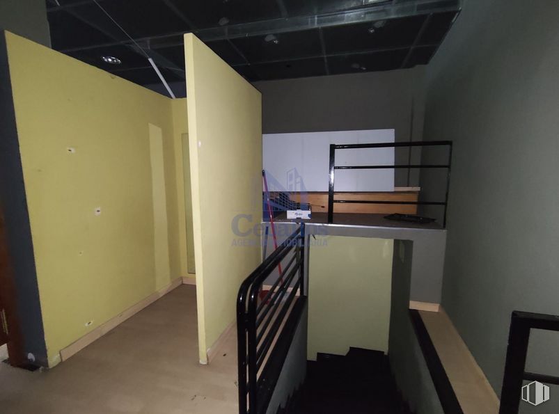 Retail for sale & for rent at Zona Concordia, Guadalajara, 19001 with property, fixture, wood, flooring, floor, stairs, hardwood, ceiling, wood stain and space around