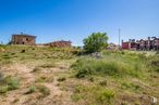 Suelo en venta en Tiro de Pichón, Ávila, 05004 con casa, planta, cielo, ventana, paisaje natural, árbol, edificio, lote de tierra, hierba y zona residencial alrededor