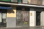 Retail for rent at Calle Astilleros, 6, Villaverde, Madrid, 28021 with door, building, font, facade, art, tints and shades, city, brick, wood and street around