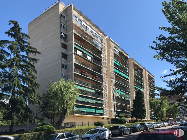 Local en alquiler en Calle Rubens, 20, Móstoles, Madrid, 28933 con coche, edificio, cielo, rueda, neumático, vehículo, bloque de torre, diseño urbano, condominio y árbol alrededor