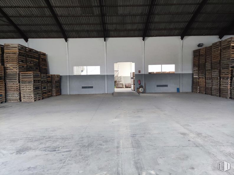 Industrial for sale at Paseo Estación, Villasequilla, Toledo, 45740 with building, wood, flooring, floor, hall, asphalt, road surface, warehouse, ceiling and hardwood around