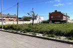 Land for sale at Calle Diciembre, 53 - 55, San Blas - Canillejas, Madrid, 28022 with building, sky, plant, electricity, overhead power line, track, land lot, house, road surface and asphalt around