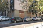 Retail for sale & for rent at Calle Buitrago, 1, Alcorcón, Madrid, 28921 with car, building, wheel, automotive parking light, tire, land vehicle, vehicle, window, plant and motor vehicle around