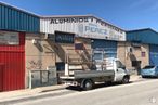 Industrial for sale at Calle Aragón, 24, Mejorada del Campo, Madrid, 28840 with car, wheel, truck, building, tire, automotive parking light, sky, vehicle, motor vehicle and asphalt around