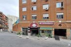 Retail for rent at Malasaña-Universidad, Centro, Madrid, 28015 with building, plant, window, urban design, condominium, residential area, facade, real estate, commercial building and road surface around