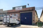 Industrial for sale at Calle Pico Almanzor, 20, Humanes de Madrid, Madrid, 28970 with truck, waste container, tire, sky, wheel, vehicle, motor vehicle, window, car and asphalt around