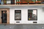 Office for rent at Calle Mayor, Alcorcón, Madrid, 28921 with window, door, property, building, fixture, brick, road surface, asphalt, rectangle and facade around