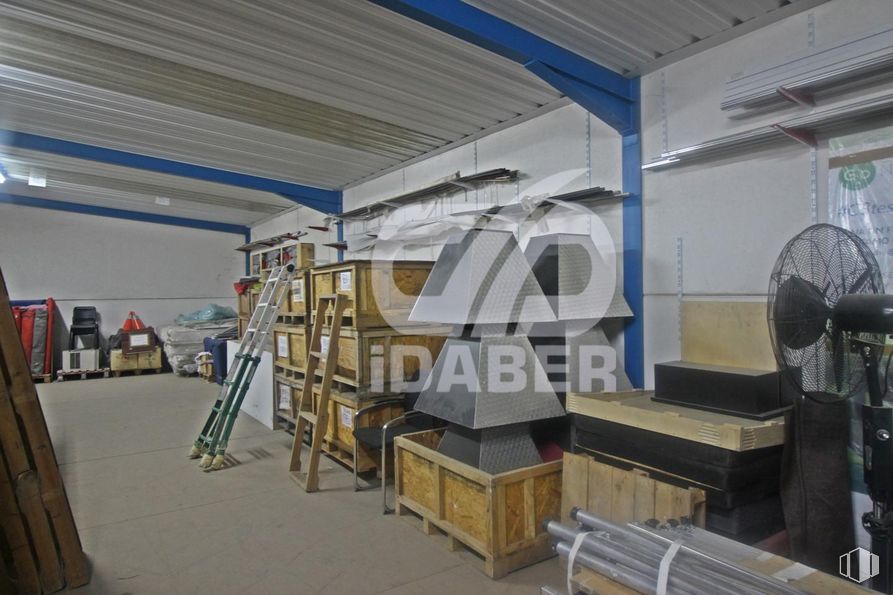 Nave en venta en Polígono Industrial la Veredilla, Illescas, Toledo, 45200 con ventilador mecánico, escalera, suelo, suelos, diseño automovilístico, madera, techo, ingeniería, estantería y máquina alrededor