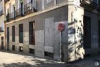 Retail for sale & for rent at Calle Almendro, 4, Centro, Madrid, 28005 with window, building, road surface, urban design, facade, alley, sidewalk, road, city and mixed-use around