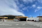 Retail for rent at Carretera Espinar, El Espinar, Segovia, 40400 with building, cloud, sky, road surface, asphalt, road, parking, gas, landscape and city around