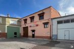 Local en venta en Avenida Huerta Abajo, San Lorenzo de la Parrilla, Cuenca, 16770 con puerta, ventana, edificio, cielo, nube, accesorio, superficie de carretera, asfalto, lote de tierra y diseño urbano alrededor