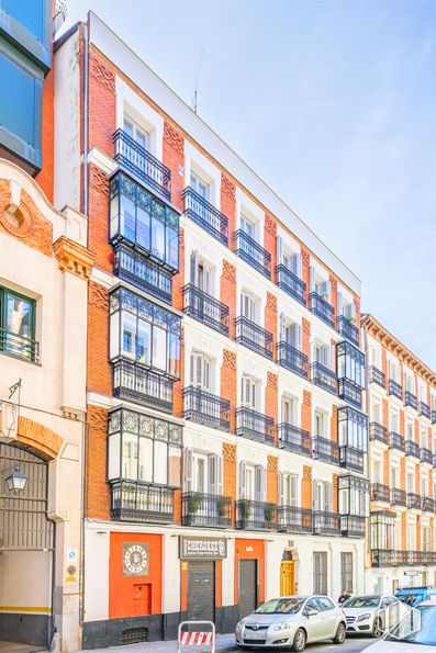 Local en alquiler en Zona Alonso Martínez, Centro, Madrid, 28004 con coche, edificio, apartamento, fachada, uso mixto, condominio y balcón alrededor