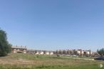 Land for sale at Calle Extremadura, Marchamalo, Guadalajara, 19180 with building, sky, plant, tree, natural landscape, land lot, house, grass, window and plain around