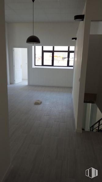 Oficina en venta en Calle Secoya, 14, Carabanchel, Madrid, 28054 con propiedad, blanco, madera, suelo, gris, piso, ebanistería, pared, madera dura y tinte para madera alrededor