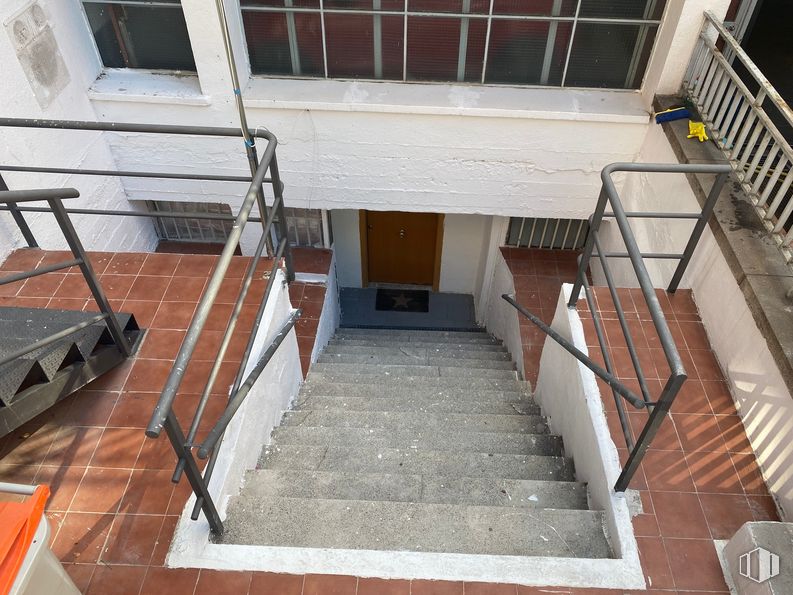 Local en venta en Avenida de Baviera, 5, Salamanca, Madrid, 28028 con ventana, escaleras, madera, piso, suelo, bienes raíces, simetría, diseño urbano, material compuesto y arquitectura naval alrededor