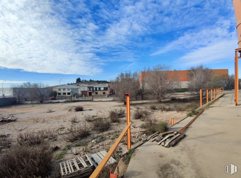 Industrial for sale at Polígono industrial Villacañas, Villacañas, Toledo, 45860 with cloud, sky, plant, ecoregion, land lot, wood, building, road surface, window and tree around