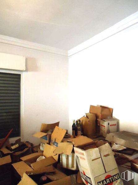 Local en venta en Zona Villaverde Alto, Villaverde, Madrid, 28021 con persiana de la ventana, caja de envío, caja, madera, entrega de paquetes, suelo, reubicación, suelos, materiales de embalaje y propiedad material alrededor