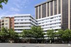 Office for rent at Calle Bravo Murillo, 377, Tetuán, Madrid, 28020 with sky, building, cloud, daytime, property, window, tree, tower block, condominium and urban design around