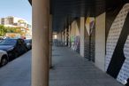 Retail for rent at Calle Antonio Cañadas, Guadalajara, 19001 with car, tire, wheel, vehicle, plant, building, road surface, automotive lighting, shade and art around