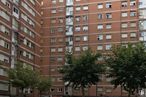 Local en venta en Calle Quero, La Latina, Madrid, 28024 con coche, edificio, rueda, vehículo terrestre, neumático, cielo, vehículo, ventana, nube y árbol alrededor