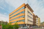 Office for rent at Calle Haya, 4, Carabanchel, Madrid, 28044 with building, car, cloud, sky, wheel, daytime, window, plant, tree and tower block around