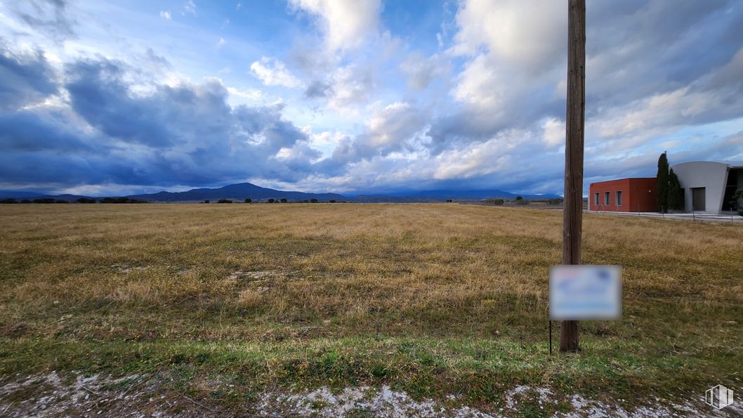 Land for sale at Polígono 36 Parcela 76, Escalona, Toledo, 45910 with cloud, sky, plant, azure, natural landscape, cumulus, grass, horizon, grassland and road around