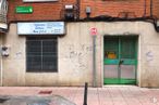 Retail for sale at Calle Salamanca, 30, Alcobendas, Madrid, 28100 with door, window, building, property, photograph, fixture, infrastructure, brick, brickwork and architecture around