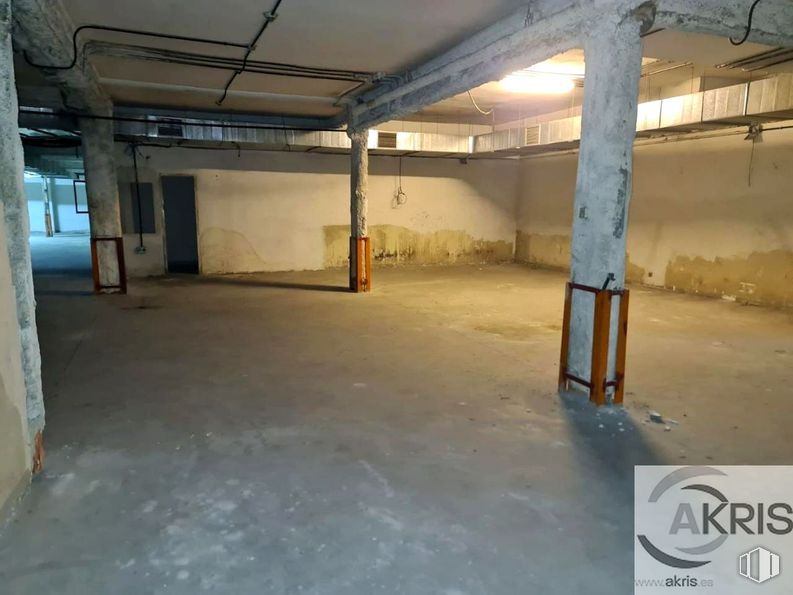 Local en venta en Plaza España, 11, Leganés, Madrid, 28911 con puerta, suelo, hall, gas, suelos, aparcamiento, material compuesto, hormigón, techo y haz alrededor