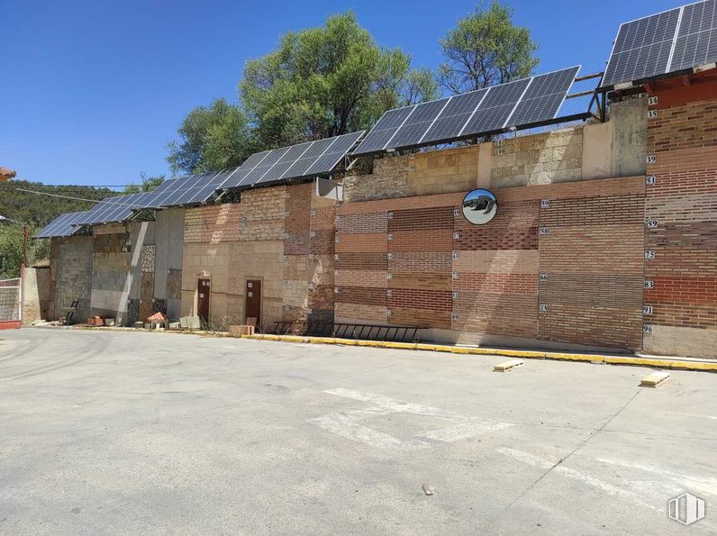 Nave en alquiler en Calle Agua, Valdilecha, Madrid, 28511 con cielo, ventana, edificio, madera, superficie de la carretera, árbol, albañilería, terreno, ladrillo y asfalto alrededor