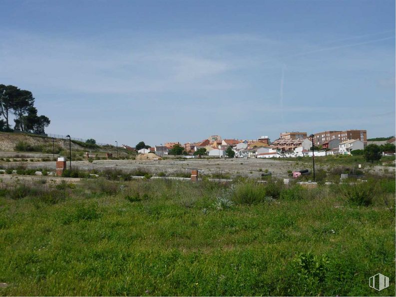 Suelo en venta en SECTOR S-13, Ciempozuelos, Madrid, 28350 con cielo, planta, nube, árbol, paisaje natural, casa, paisaje, edificio, pastizal y horizonte alrededor