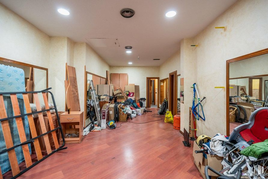 Local en venta en Centro, Móstoles, Madrid, 28938 con suelos, madera, suelo, interiorismo, suelos de madera, techo, madera dura, suelo laminado, hall y tinte para madera alrededor