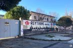 Land for sale at Calle Moreras, 70, Aranjuez, Madrid, 28300 with building, sky, plant, tree, art, wall, public space, font, asphalt and residential area around