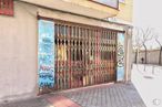 Retail for sale at Calle Clara Campoamor, 13, Carabanchel, Madrid, 28025 with wood, architecture, building, window, road surface, brick, tree, facade, font and tints and shades around