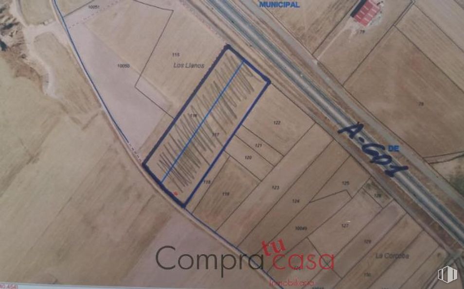 Land for sale at Calle Cruz de Arriba, Encinillas, Segovia, 40391 with wood, rectangle, floor, flooring, font, parallel, wood stain, hardwood, pattern and triangle around