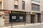 Retail for sale at Calle Antonio Machado, Tarancón, Cuenca, 16400 with window, building, fixture, house, real estate, road, facade, asphalt, city and composite material around