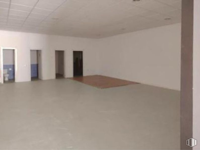 Nave en alquiler en Centro, Borox, Toledo, 45222 con hall, accesorio, suelos, madera, arte, evento, edificio, techo, rectángulo y material compuesto alrededor