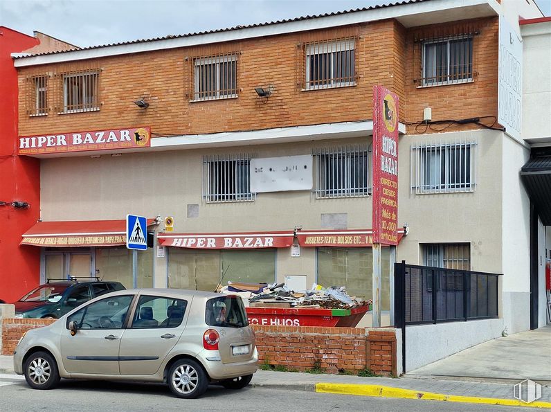 Nave en alquiler en Calle Nogal, 6, Algete, Madrid, 28110 con coche, ventana, neumático, rueda, luz de estacionamiento, propiedad, vehículo, azul, vehículo de motor y edificio alrededor