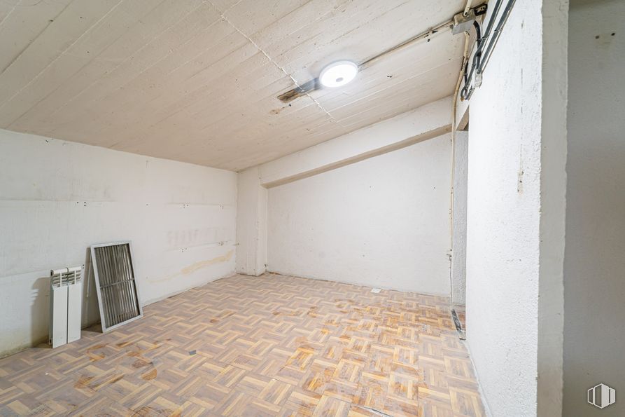 Local en venta en Calle Fernández de la Hoz, Chamberí, Madrid, 28003 con puerta, madera, hall, interiorismo, suelo, suelos, accesorio, techo, ventana y madera dura alrededor