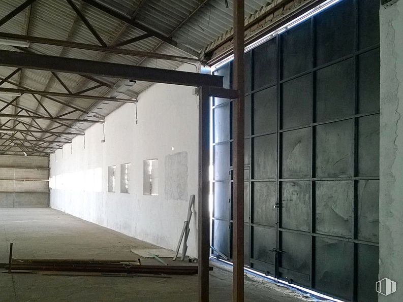 Industrial for rent at Calle Herreros, 5, Camarena, Toledo, 45180 with hall, building, composite material, wood, fixture, facade, ceiling, flooring, shade and beam around