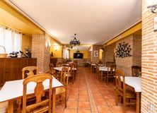 Retail for rent at Calle Pino, 1, Torrejón de Ardoz, Madrid, 28850 with kitchen & dining room table, cabinetry, chair, light fixture, lighting, table, flooring, interior design, floor and ceiling around