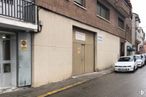 Retail for rent at Plaza San Juan, 8, Mejorada del Campo, Madrid, 28840 with car, door, window, building, land vehicle, wheel, vehicle, tire, vehicle registration plate and road surface around