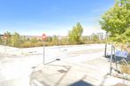 Land for sale at Calle Antonio Fernández Molina, Guadalajara, 19005 with plant, sky, cloud, road surface, asphalt, tree, land lot, urban design, thoroughfare and sidewalk around