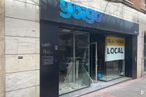 Local en alquiler en Calle Francos Rodríguez, 32, Tetuán, Madrid, 28039 con ventana, accesorio, edificio, fachada, fuente, ciudad, edificio comercial, señalización, publicidad y transparencia alrededor