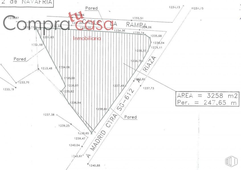 Land for sale at Calle Rampa,16 , Navafría, Segovia, 40161 with slope, triangle, font, rectangle, parallel, pattern, diagram, circle, plan and number around