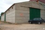 Nave en venta en Zona industrial, Sotorribas, Cuenca, 16143 con coche, puerta, luz de estacionamiento, neumático, rueda, cielo, vehículo, neumático de automoción, iluminación del automóvil y vehículo de motor alrededor